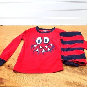 OshKosh Bgosh 2 piece Pajamas Size 3T